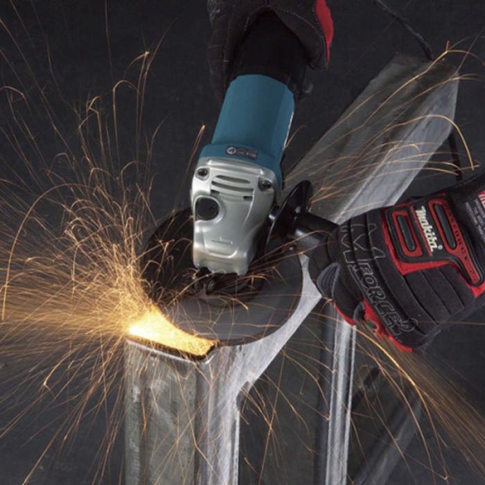 Makita 9558HPG Angle Grinder 125mm(5 inch),Paddle Switch,840W,11000 rpm,2.1 kg